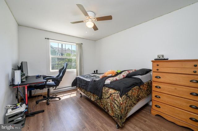 93 N MAPLE AVE, Tuckerton, NJ 08087