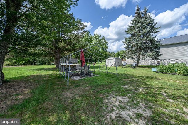 93 N MAPLE AVE, Tuckerton, NJ 08087