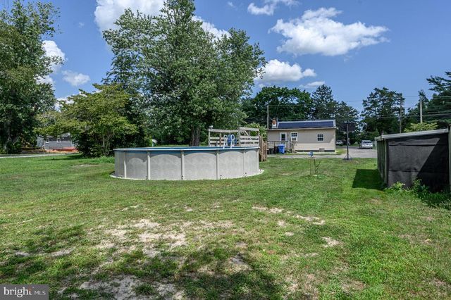93 N MAPLE AVE, Tuckerton, NJ 08087