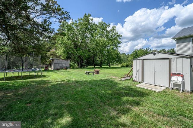 93 N MAPLE AVE, Tuckerton, NJ 08087