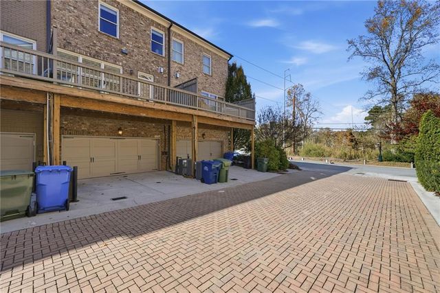 4008 Chastain Preserve NE Way, Atlanta, GA 30342