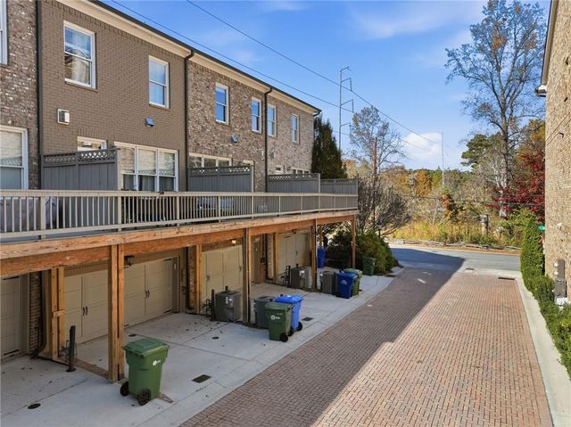 4008 Chastain Preserve NE Way, Atlanta, GA 30342