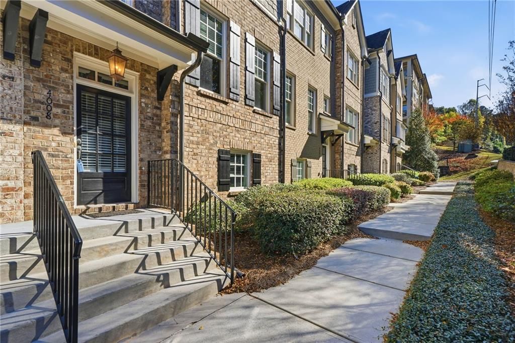 4008 Chastain Preserve NE Way, Atlanta, GA 30342