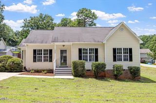 2300 Red Oak Court, Hillsborough, NC 27278