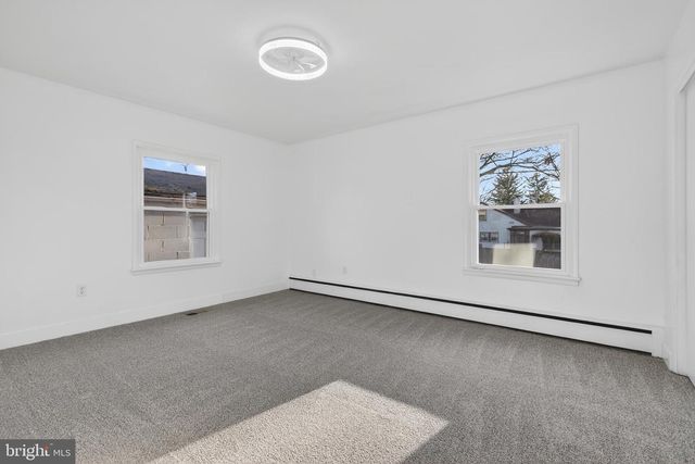 10 DIXIE DR, Red Lion, PA 17356