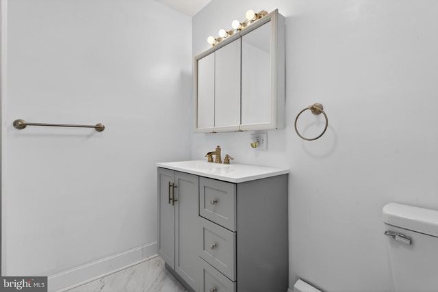 10 DIXIE DR, Red Lion, PA 17356