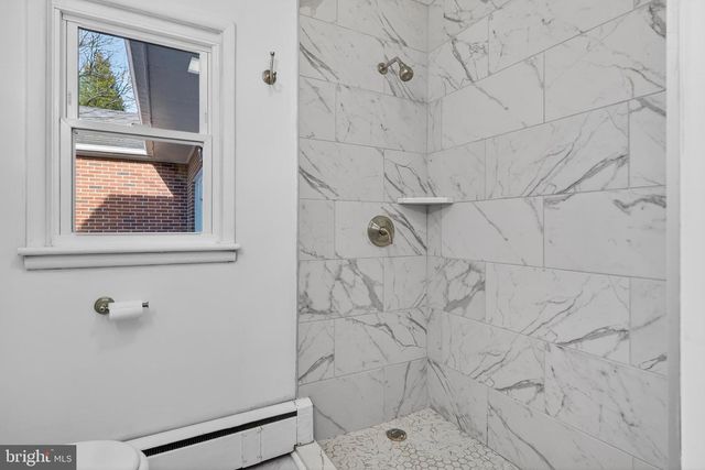 10 DIXIE DR, Red Lion, PA 17356