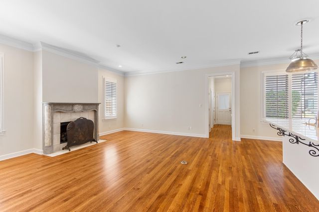 7298 MONT BLANC DR, Germantown, TN 38138