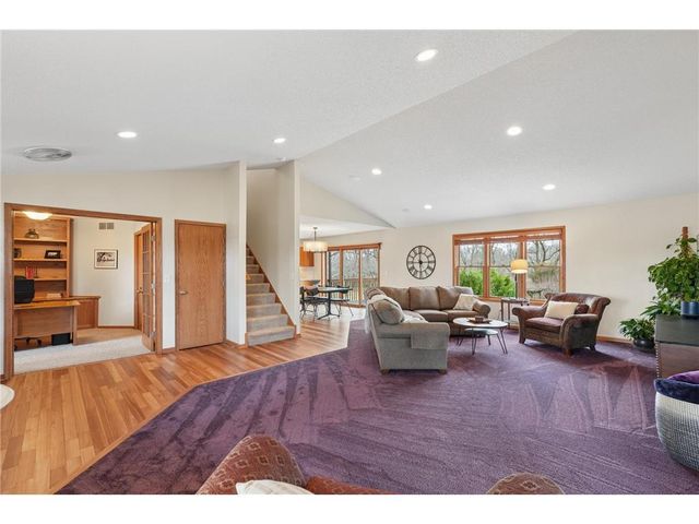 143 Heritage Trail, Houlton, WI 54082