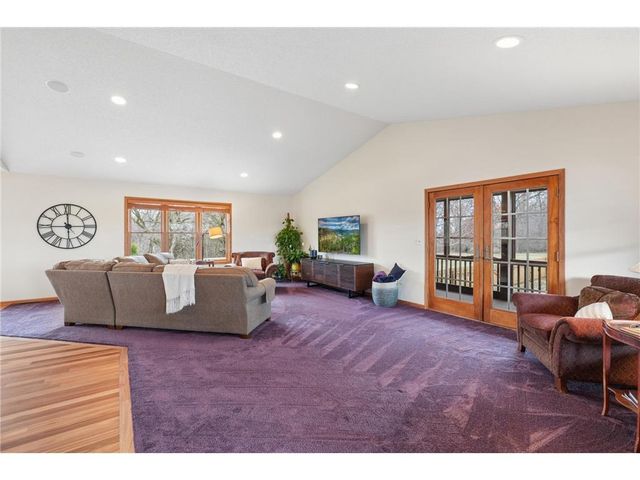 143 Heritage Trail, Houlton, WI 54082