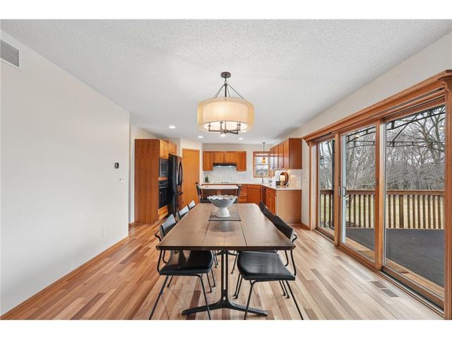 143 Heritage Trail, Houlton, WI 54082