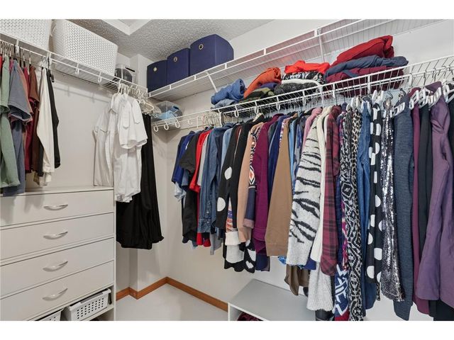 143 Heritage Trail, Houlton, WI 54082