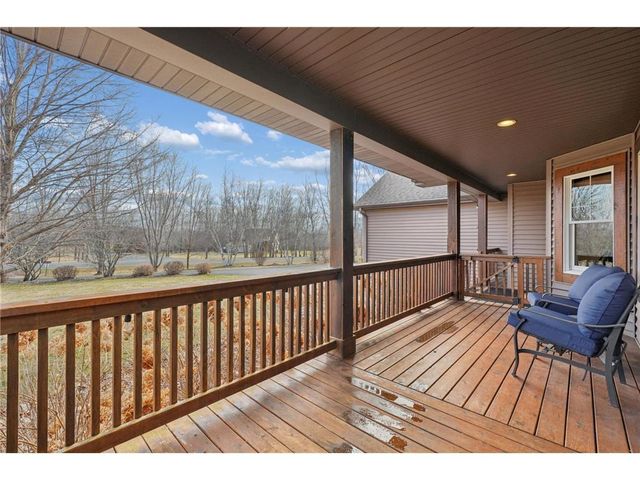 143 Heritage Trail, Houlton, WI 54082