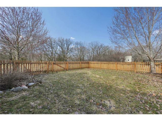 143 Heritage Trail, Houlton, WI 54082