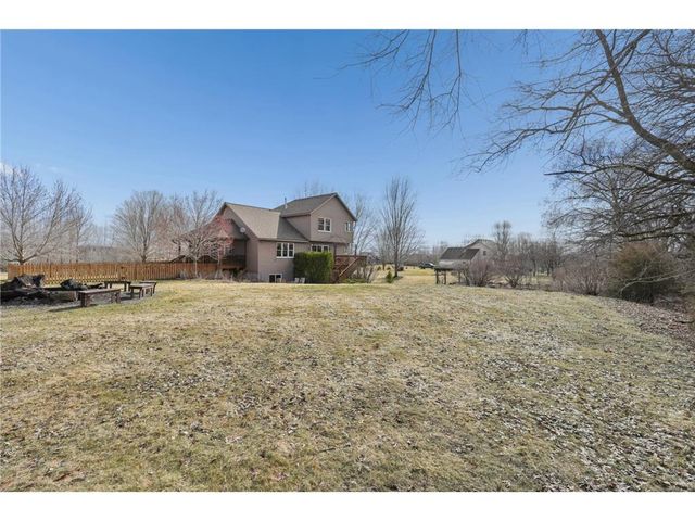 143 Heritage Trail, Houlton, WI 54082