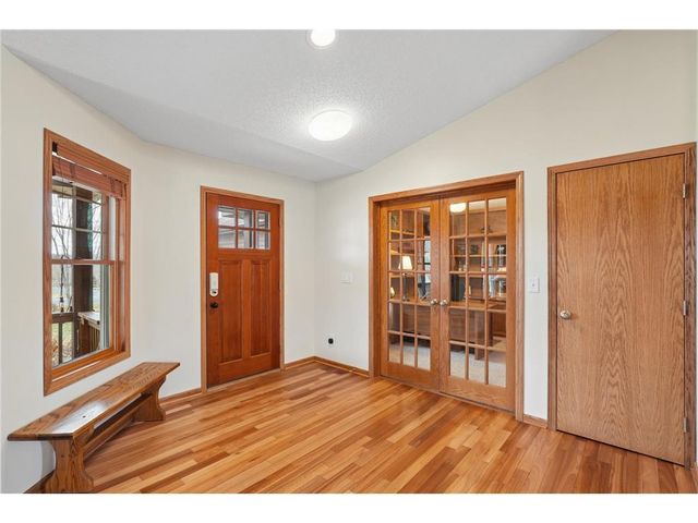 143 Heritage Trail, Houlton, WI 54082