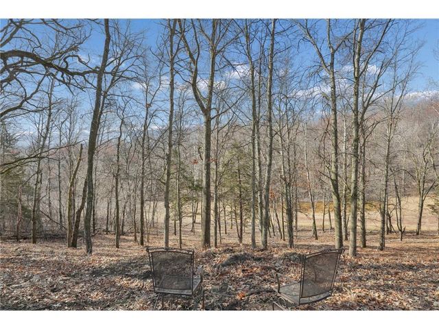 143 Heritage Trail, Houlton, WI 54082