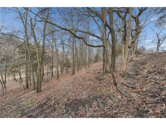 143 Heritage Trail, Houlton, WI 54082