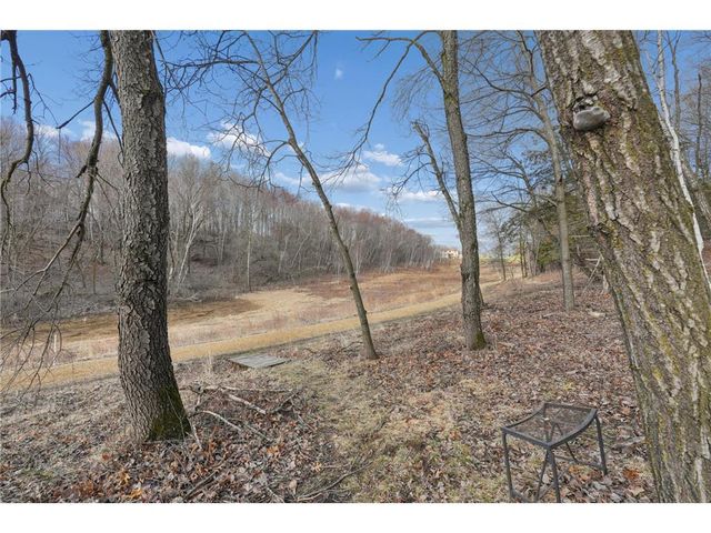 143 Heritage Trail, Houlton, WI 54082