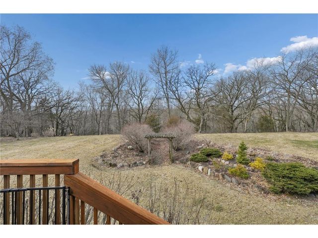 143 Heritage Trail, Houlton, WI 54082