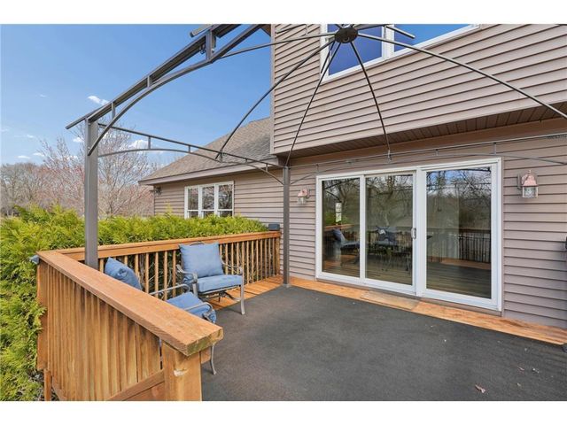 143 Heritage Trail, Houlton, WI 54082