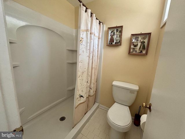 4 TROTTER CIR, Fredericksburg, VA 22407