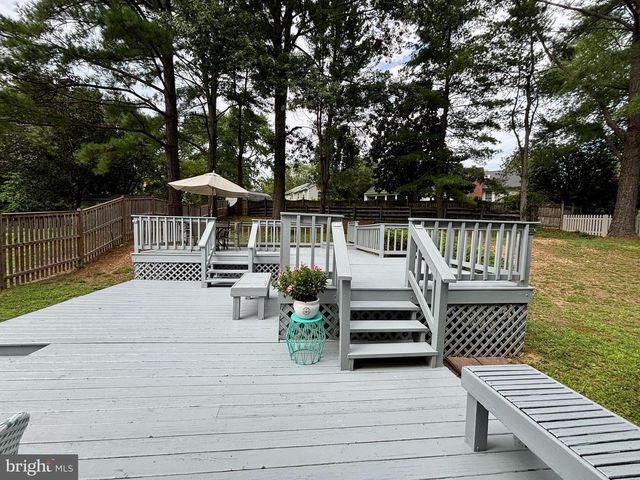 4 TROTTER CIR, Fredericksburg, VA 22407