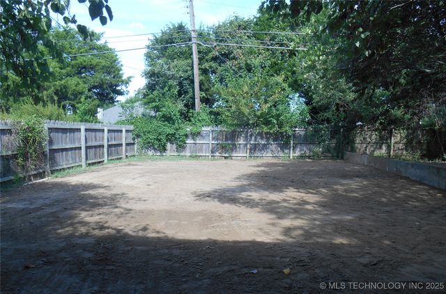 1264 Guinn Lane, Bartlesville, OK 74006