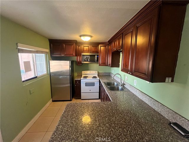 2742 Conejo, San Bernardino, CA 92404