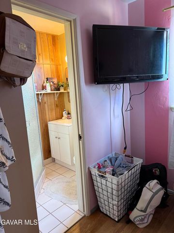 919 Golden West Ct, Tehachapi, CA 93561