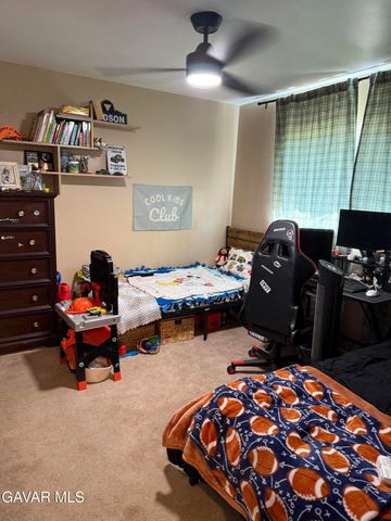 919 Golden West Ct, Tehachapi, CA 93561