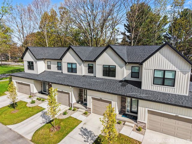 1993 N Shorewood Lane, Holland, MI 49423