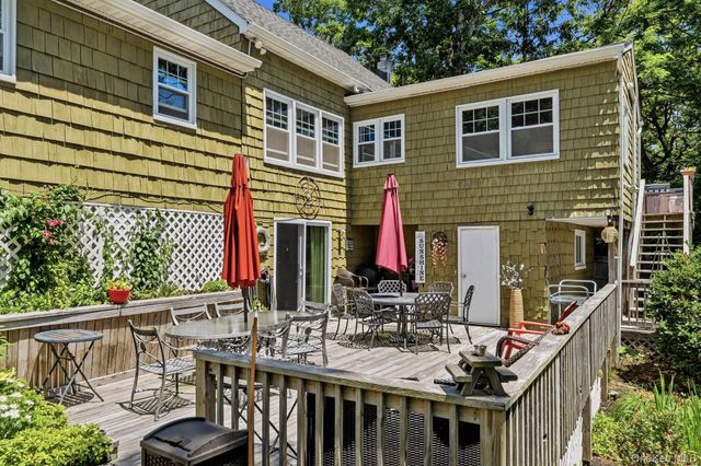36 Sayville Road, Sound Beach, NY 11789