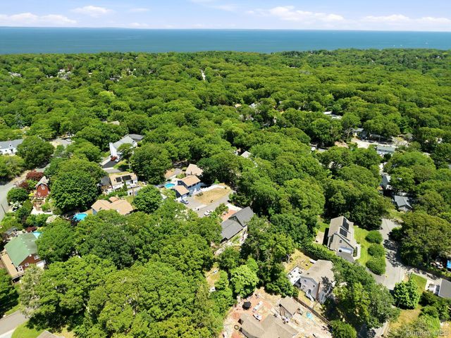 36 Sayville Road, Sound Beach, NY 11789