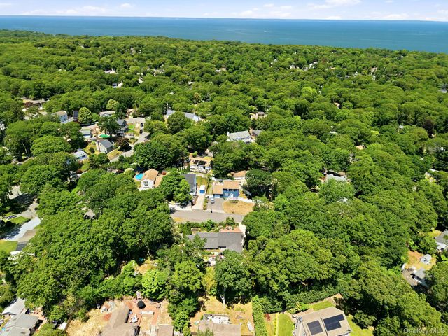 36 Sayville Road, Sound Beach, NY 11789