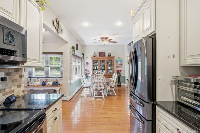 36 Sayville Road, Sound Beach, NY 11789