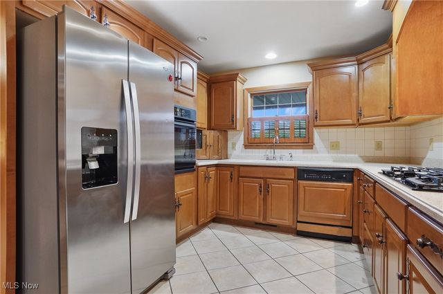 1402 Clinton Street, Niles, OH 44446