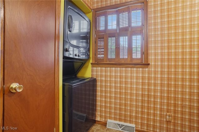 1402 Clinton Street, Niles, OH 44446