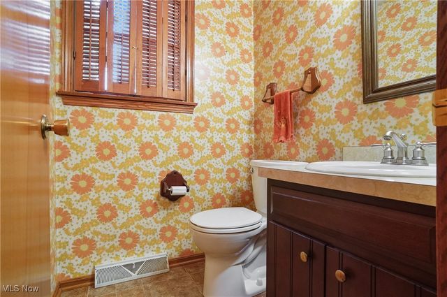 1402 Clinton Street, Niles, OH 44446