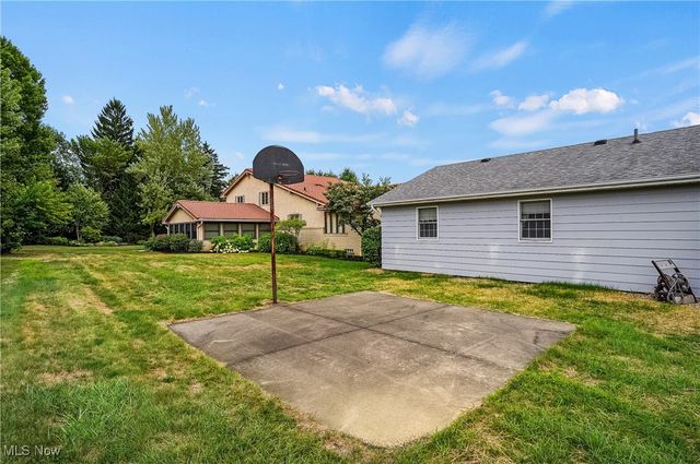 1402 Clinton Street, Niles, OH 44446