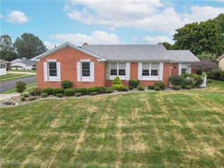 1402 Clinton Street, Niles, OH 44446