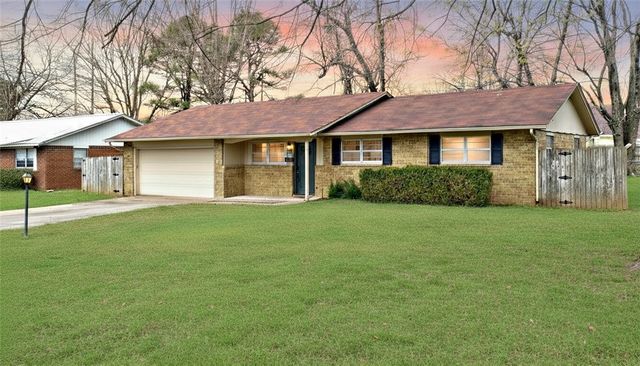 2106 Ina Avenue, Springdale, AR 72762