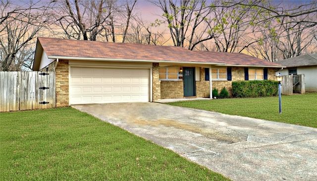 2106 Ina Avenue, Springdale, AR 72762