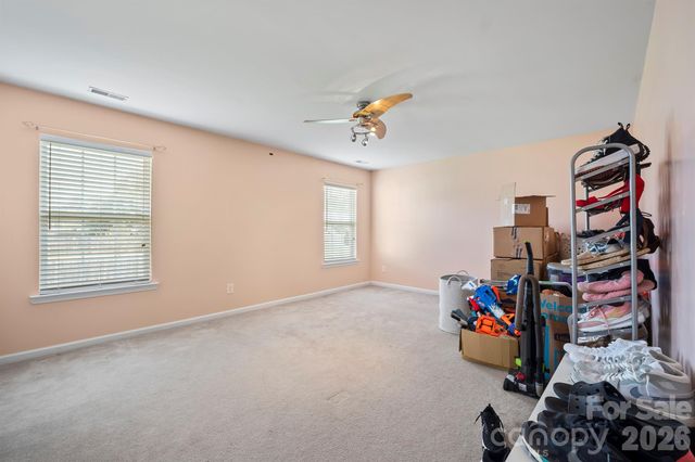 2015 Mallard Pointe Drive, Kannapolis, NC 28083