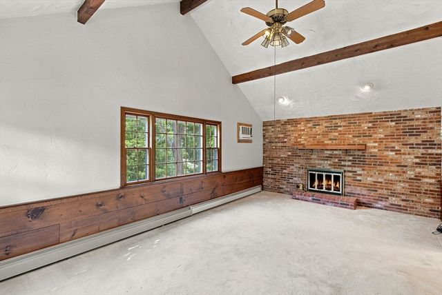 4 Dundas Avenue, Andover, MA 01810