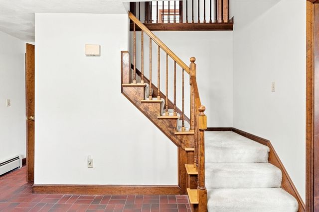 4 Dundas Avenue, Andover, MA 01810