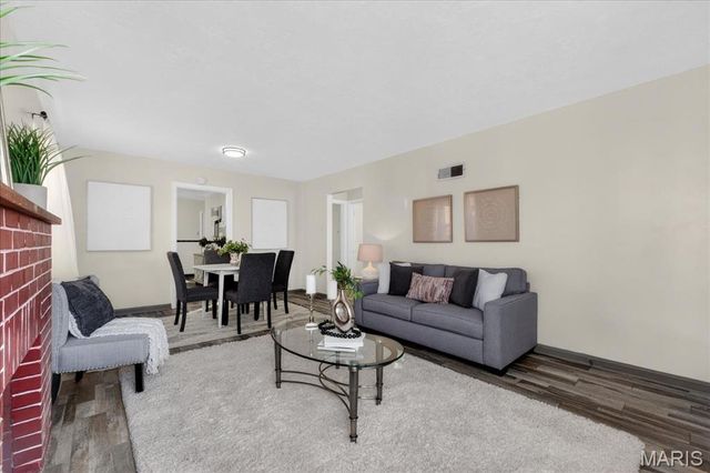 4019 Meramec Street, St Louis, MO 63116