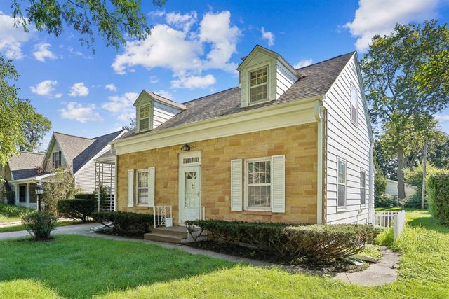 219 Berkshire Road, Waterloo, IA 50701