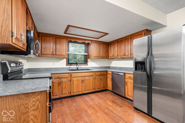 1648 N Avon Avenue, Avon, IN 46123
