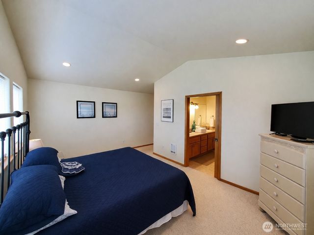 16 Ocean Boulevard, Ocean City, WA 98569